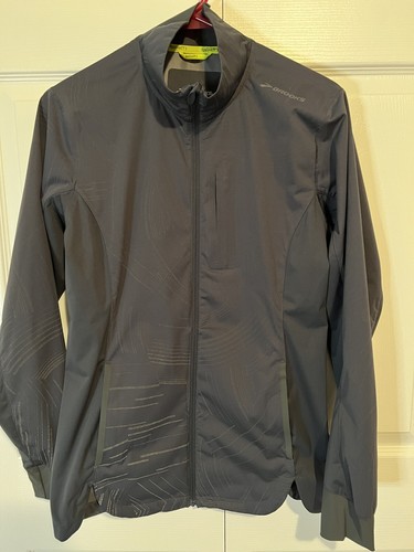 brooks reflective running jacket
