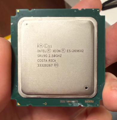 Intel Xeon E5-2696 V2 2.5 GHz 12 Core 30MB L3 Cache – Processore Usato SR19G