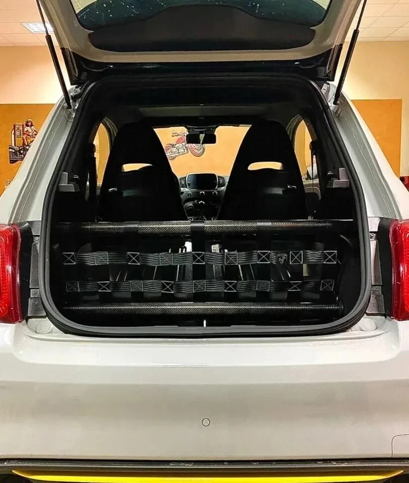 Barra posteriore superiore vero Carbonio MC Custom 500/595/695 Abarth senza rete - Immagine 3 di 4