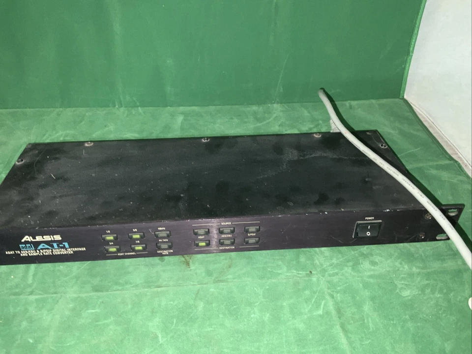 Alesis AI-1 ADAT to AES/EBU & S/PDIF Digital Interface and Sample Rate Conv - Image 2 of 4