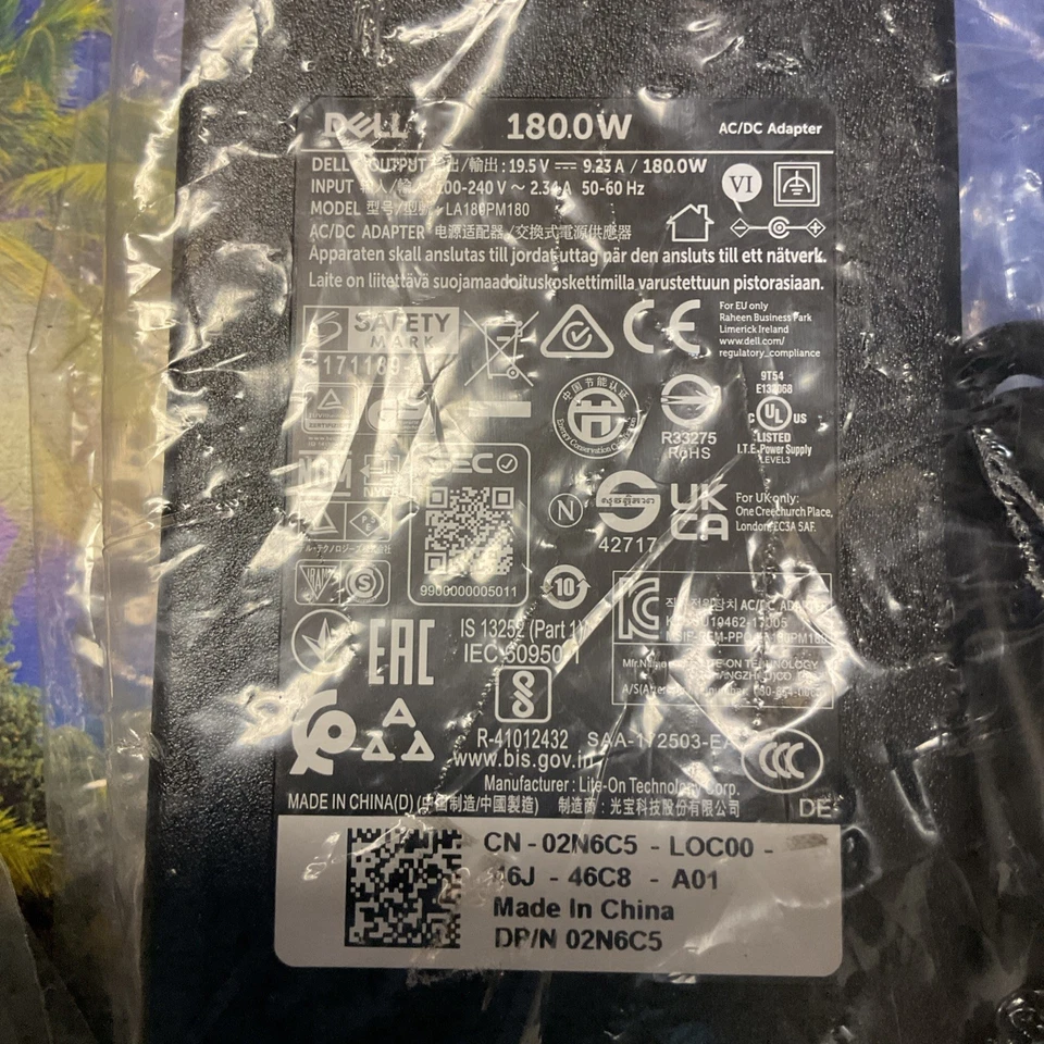 NUEVO Adaptador de corriente alterna Dell 180 W original para laptop Dell Precision 7540 7550 7560 Foto 3 de 4