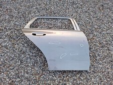 Porte arrière et accessoires Mercedes 206