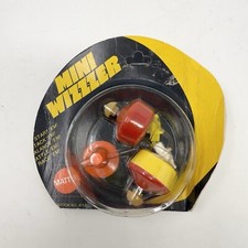 VINTAGE MINI WIZZZER SPINNING TOPS 1970 MATTEL NEW PACKAGE Red Yellow