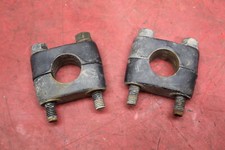 1988 SUZUKI QUADRUNNER 250 HANDLEBAR HANDLE CLAMPS MOUNTS 56211-27200-291