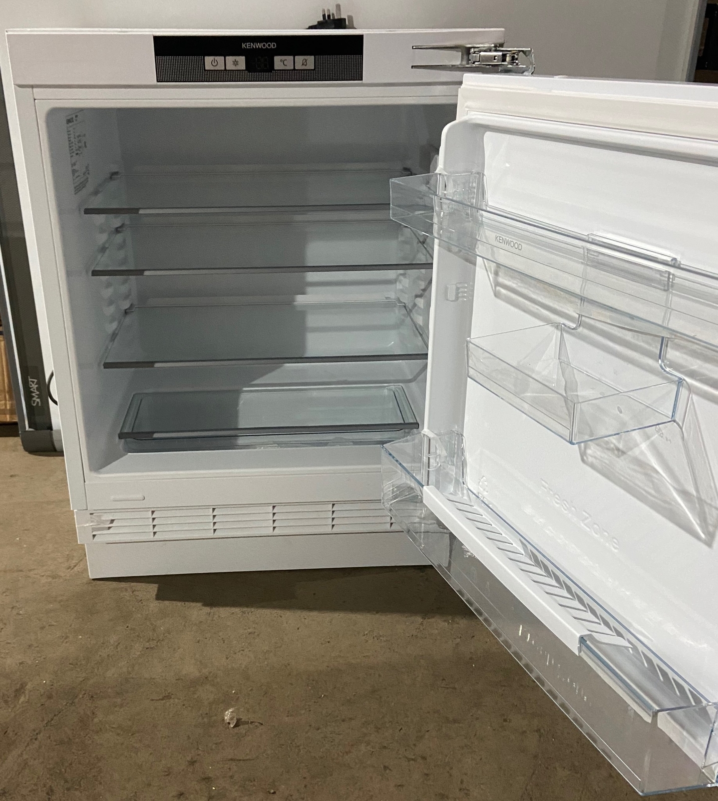 Kenwood KIL60W21 Integrated Under Counter Fridge, Fixed Door Fixing