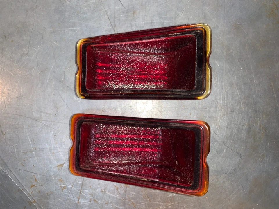 Par de lentes de vidrio Lucas 572578 NOS.  L484. Lente trasera Hillman Minx 1949-53 —S1- Foto 3 de 3