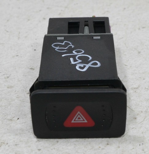 VW Golf 4 IV 1J Bj 1998 Schalter Warnblinker 1J0953235J #85633-F155