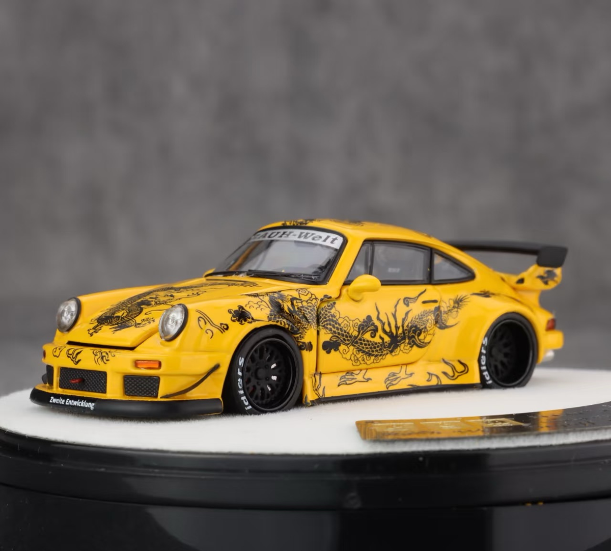 ミニカー PGM 1/64 RWB 