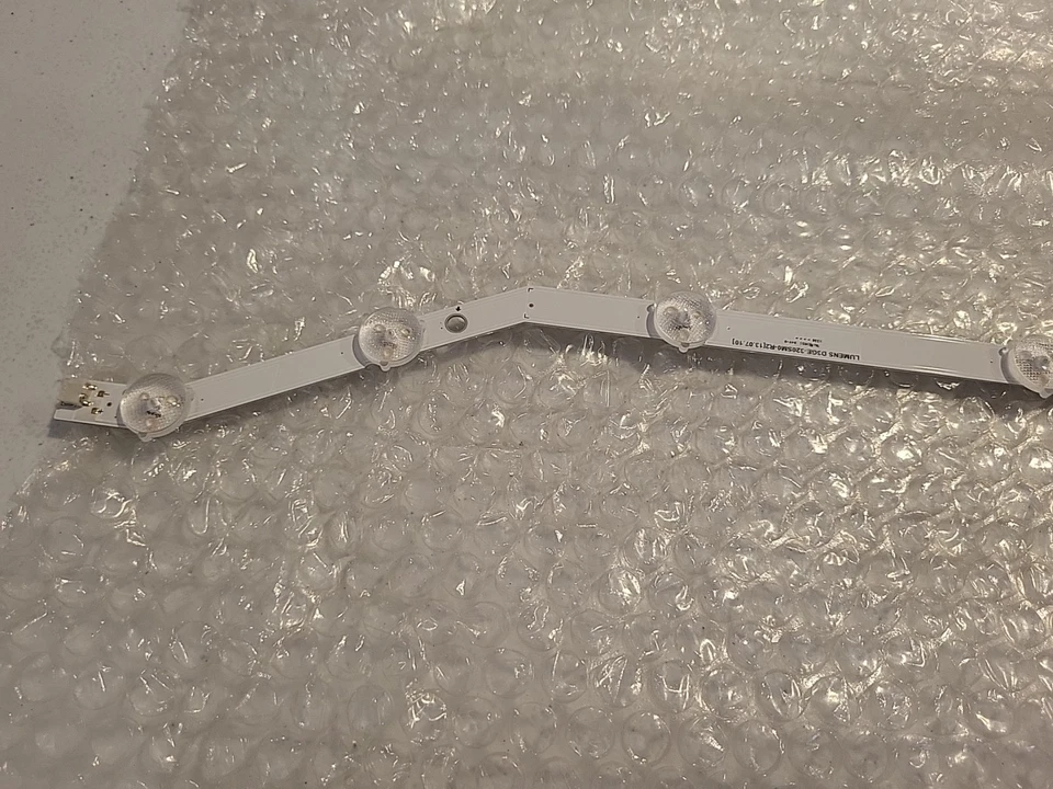 Tira LED para Samsung 32" TV D3GE-320SM0-R2 BN96-27468A LM41-00001R 2013SVS32 Foto 2 de 4