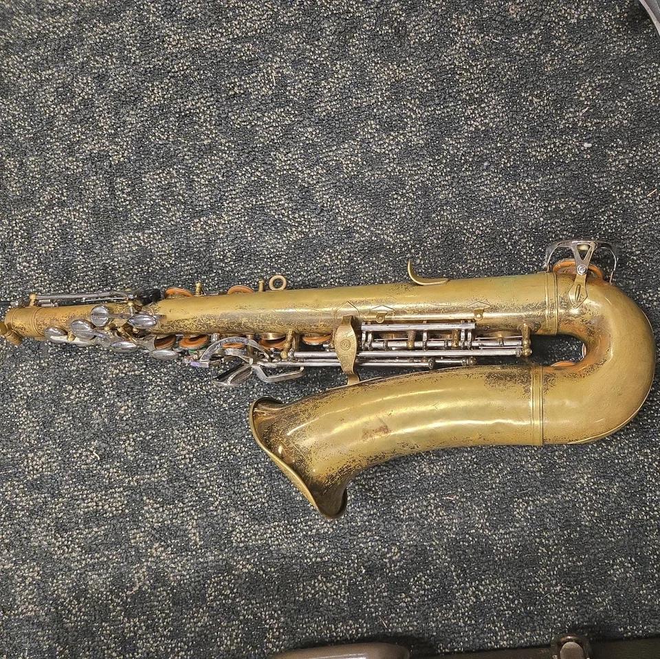 Saxofón alto Selmer Bundy II con estuche rígido Foto 4 de 4
