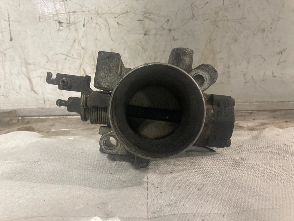 Used Right Fuel Injection Throttle Body fits: 1997 Chrysler Lhs Throttle Valve A Foto 3 de 4