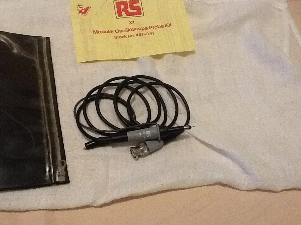 RSx1 modular oscilloscope probe kit, model:489-081.Some parts missing :ref:CD_3 - Image 3 of 4