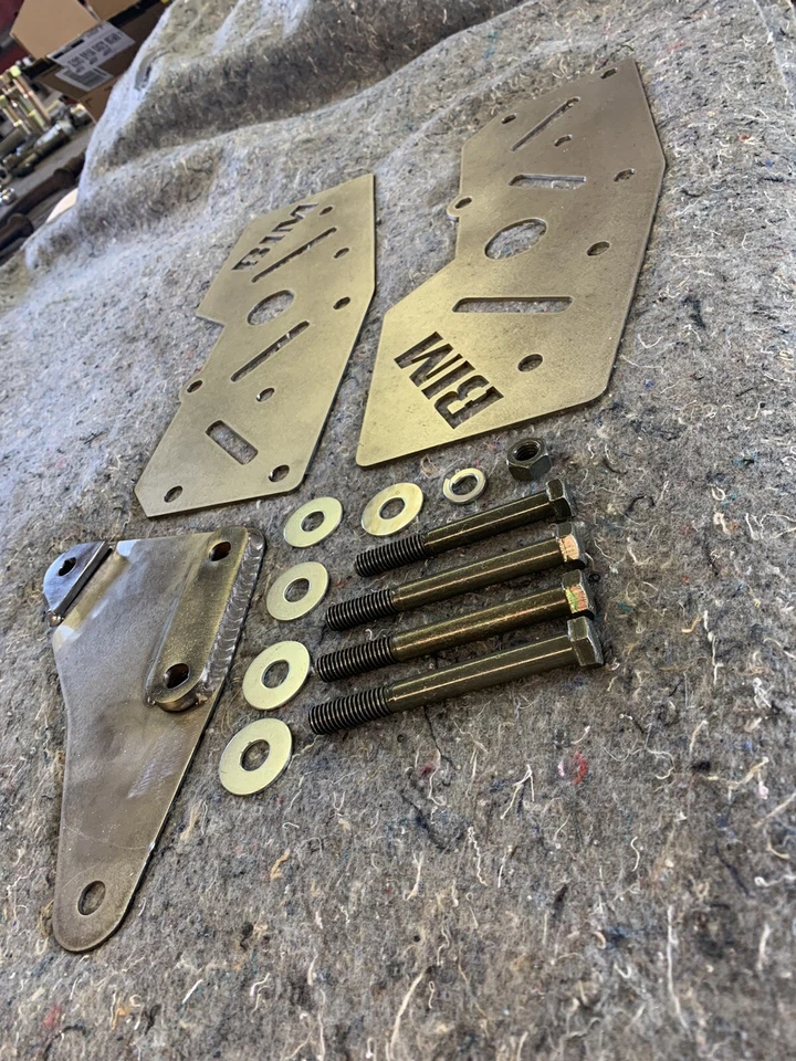 Soporte y placas de marco para caja de dirección Jeep Cherokee Foto 3 de 4