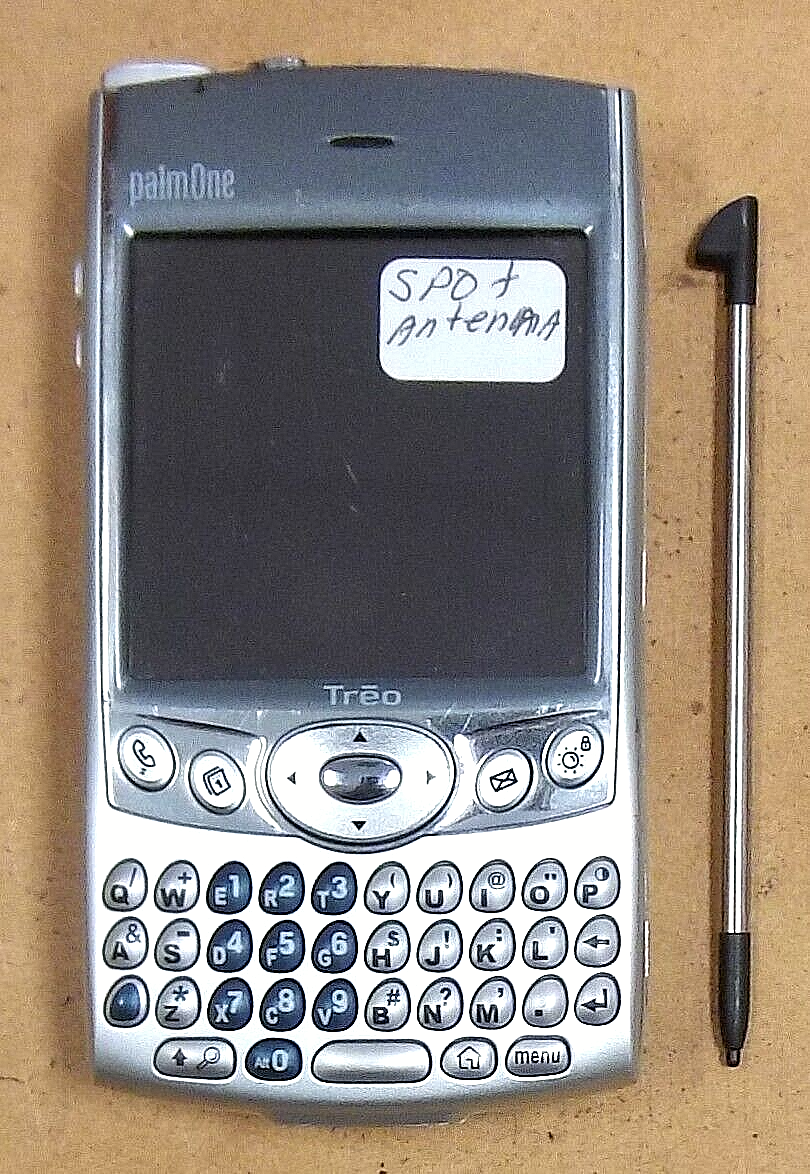Palm Treo 600 - Silver and Gray ( GSM ) Very Rare Smartphone with