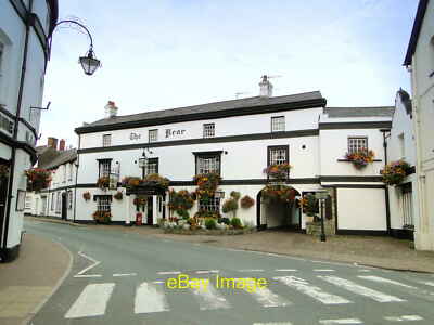 Foto 12x8 The Bear Hotel, Crickhowell Great old coaching gasthof, with A40 tr c2011