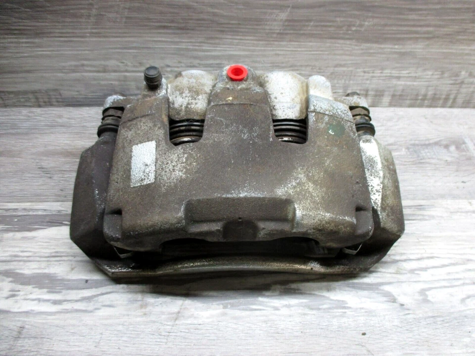 Dodge Ram 1500 2013-2017 delantero izquierdo lado del conductor ABS pinza de freno soporte OEM Foto 2 de 4