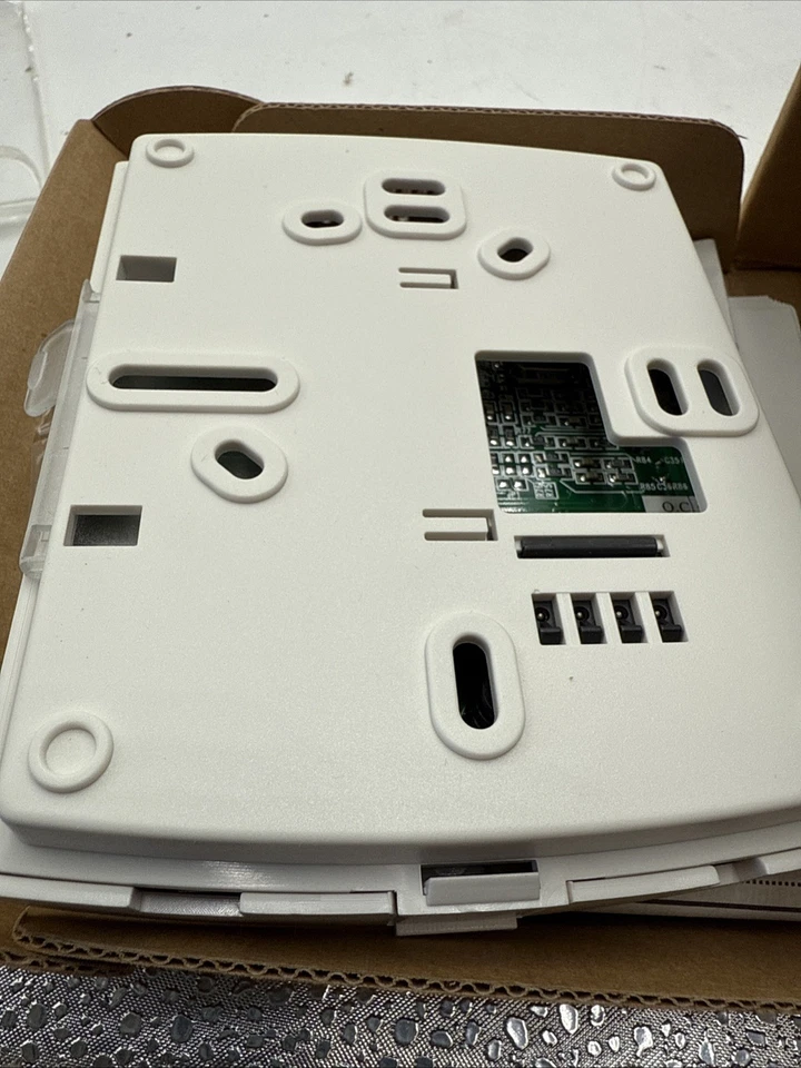 TRANE Thermostat TCONT200AN11AAA Non-Programmable T-Stat HVAC - Image 4 of 4