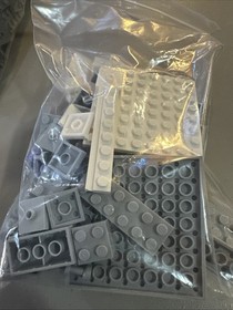 LEGO Minecraft: The End Portal (21124)