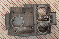 KAWASAKI Z250B TWIN  1979-1982  GENUINE CRANKCASES USED