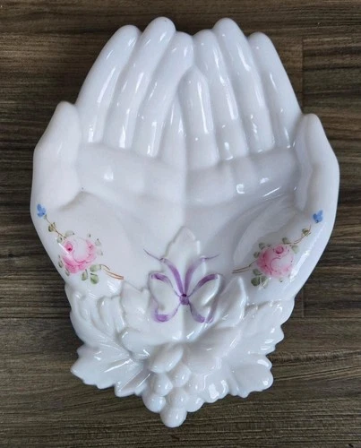Vintage WESTMORELAND Milk Glass ROSES & BOWS Victoria Open Hands Dish