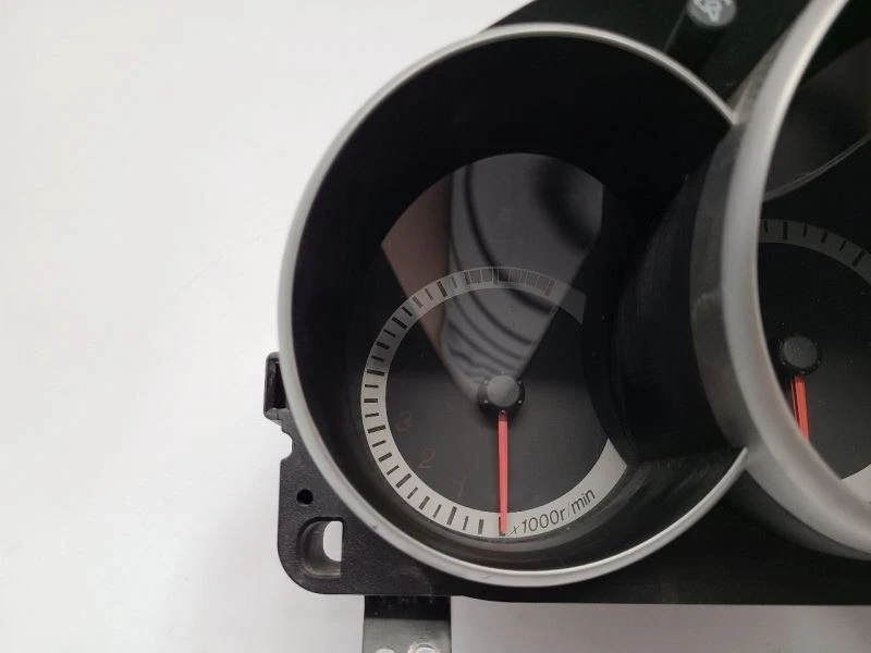 04 05 06 MAZDA 3 VELOCÍMETRO CLÚSTER OEM MPH 2,3 L Foto 2 de 4