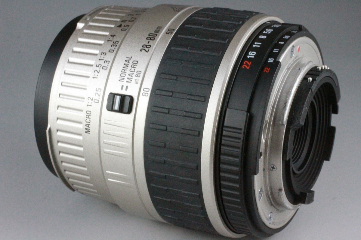 SIGMA ZOOM 28-80mm f/3.5-5.6 II Macro Aspherical For Nikon AF-D
