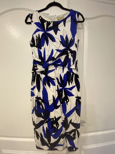 PHASE EIGHT Dress - Blue And White Leaf 