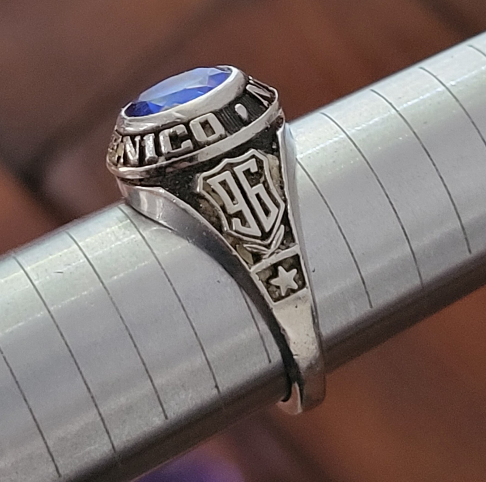 Vintage Herff Jones Ultrium San Domenico (HJULT) Class Ring (1996) (Sz