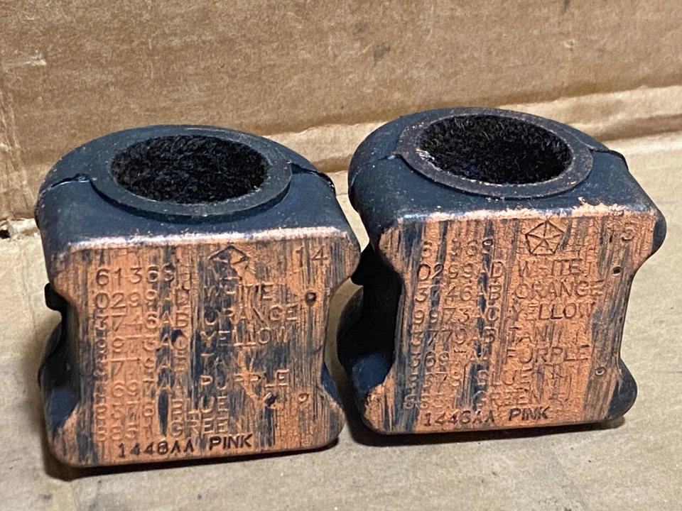 Bujes de barra estabilizadora delantera Mopar 52013746AB 2006-2007 Dodge Dakota - LOTE DE 2 Foto 3 de 4