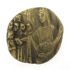 JOSEPH KRAUTWALD Bronze Wandrelief HEILIGE ELISABETH VERTEILT BROT Religion