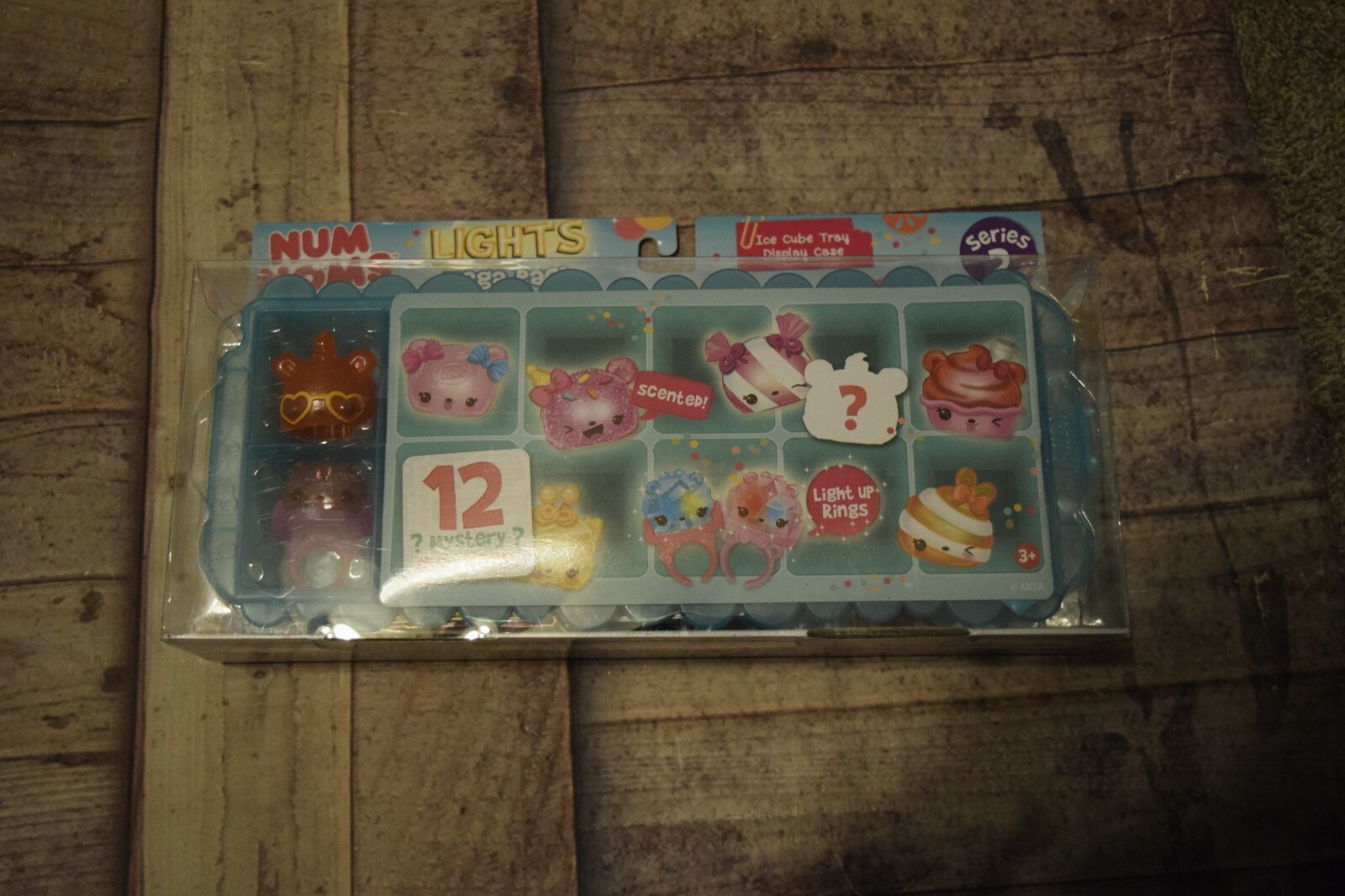 num noms ice cube tray