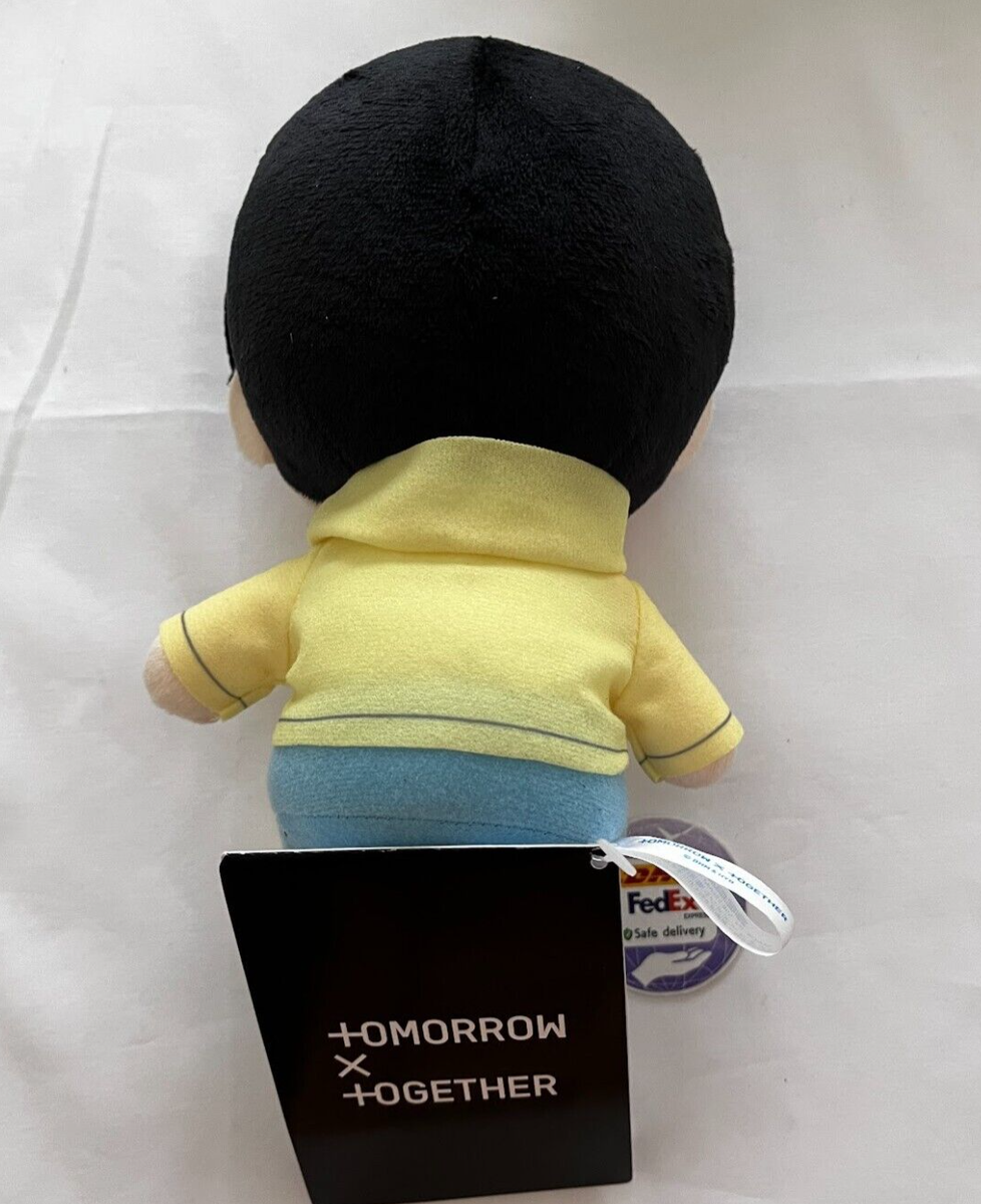 TXT TOMORROW X TOGETHER Hueningkai CROWN Osuwari Sitting Plush
