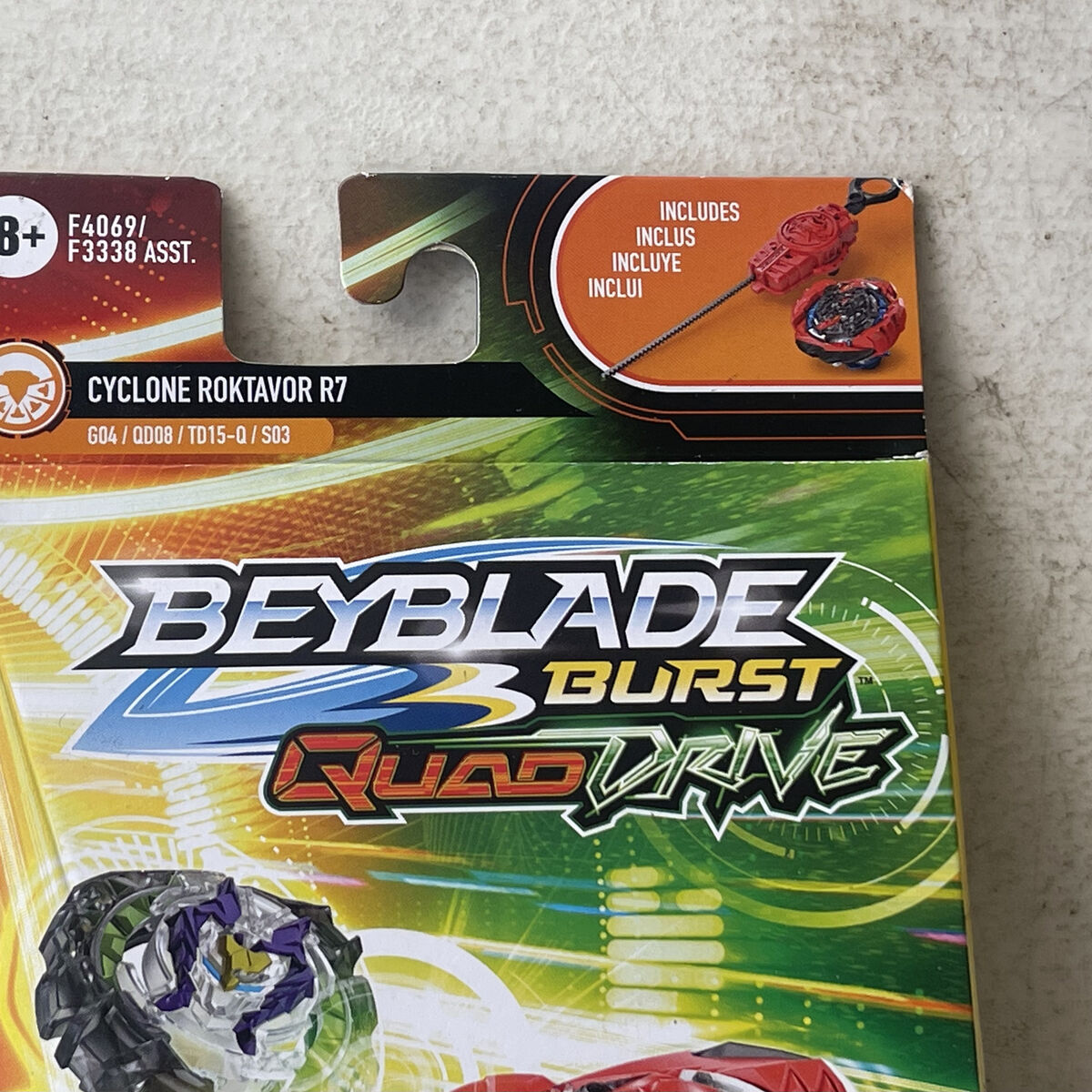 Beyblade Burst Quad Drive Pião com Lançador Kit Iniciante Cyclone Roktavor  R7 - Hasbro F4069