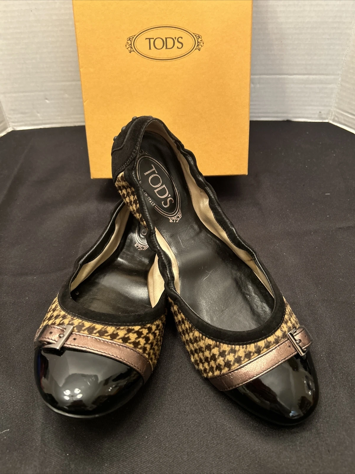 TOD’S Piatti balletto Tod's Dee fibbia sgabello capelli di vitello marrone chiaro punta nera 41 US 11