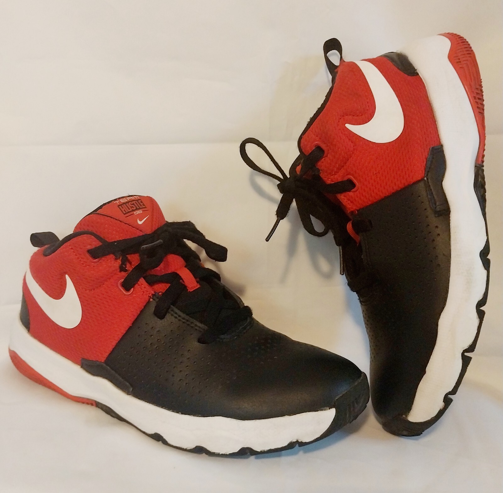 Nike  Team Hustle D8
