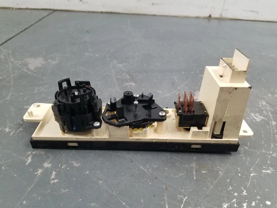 2002 Chevy Camaro SS Climate Control Panel #0914 VV9 Foto 4 de 4