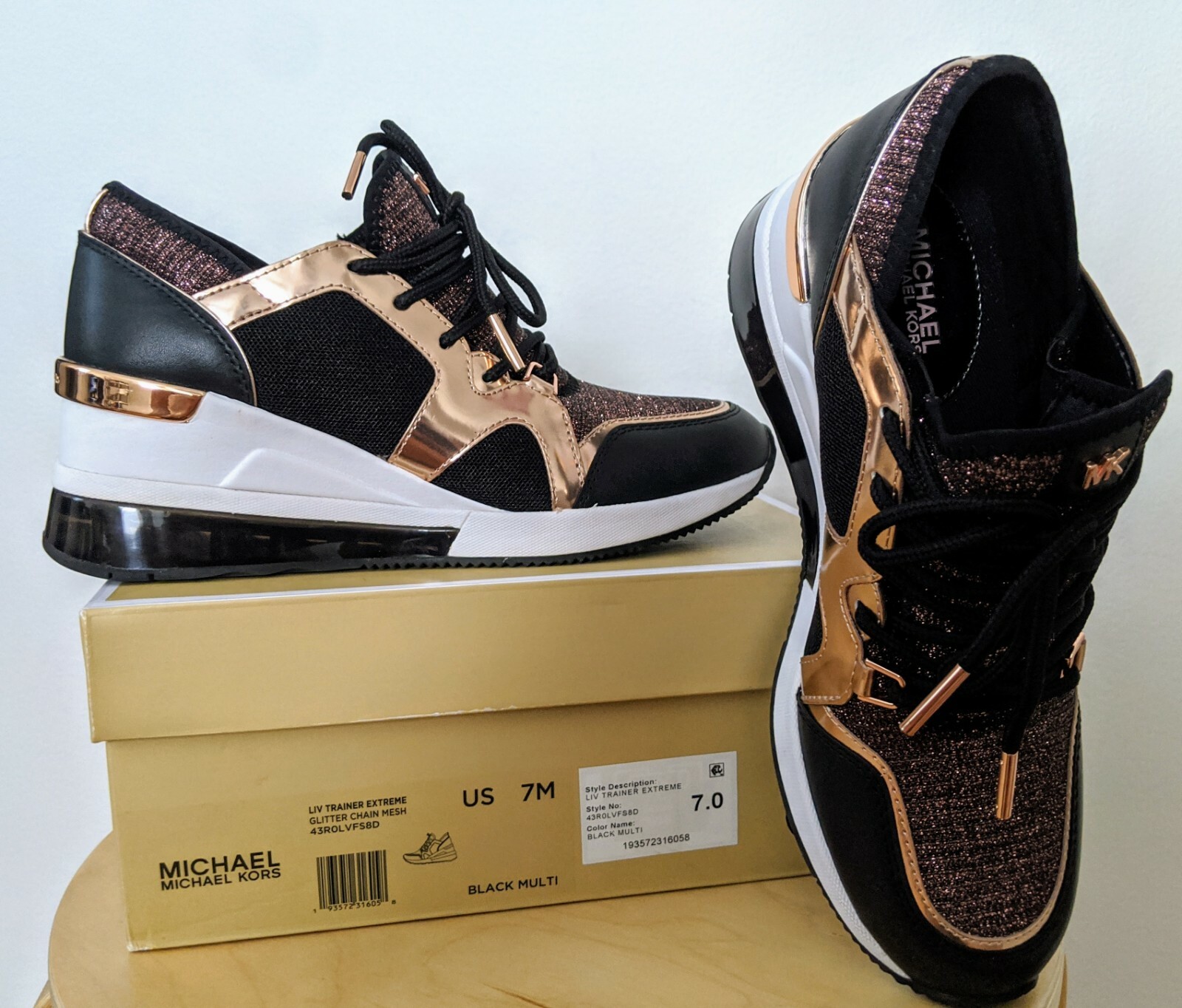 liv extreme mesh and leather trainer