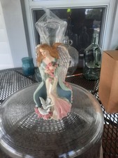 Vintage Avon Exclusive HEAVENLY ANGEL VASE   ...