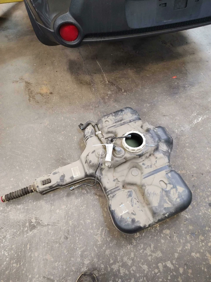 Топливный бак в сборе 2016 2017 Honda подходит только для Японии от оригинального производителя 17044TSTA00 - Изображение 2 из 3