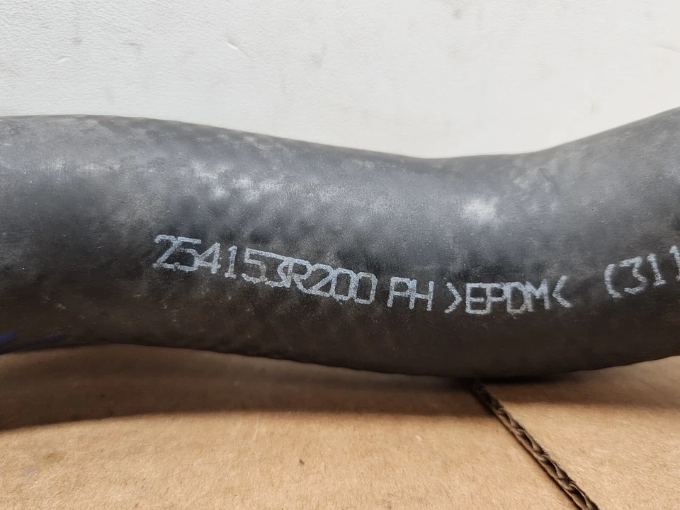 Manguera de refrigerante de radiador Hyundai Azera 2012-2017 3,3 L - moldeada inferior OEM 25415-3R20 Foto 4 de 4