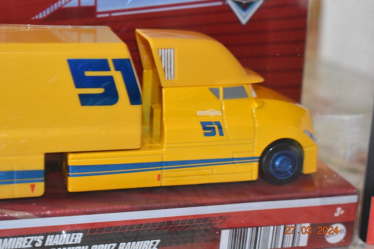 DISNEY PIXAR CARS CRUZ RAMIREZ'S HAULER & SILVER DINOCO CRUZ