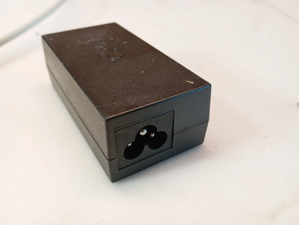 Ubiquiti Networks GP-A240-050G PoE Injector 24V 0.5A Gigabit Funzionante - Immagine 3 di 4