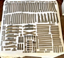 HO Scale Train Track Lot Of 152 Pieces Curved Straight Crossings See Photos VTG
