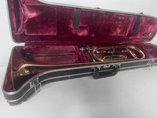 Yamaha YSL-820G Trombone w/case