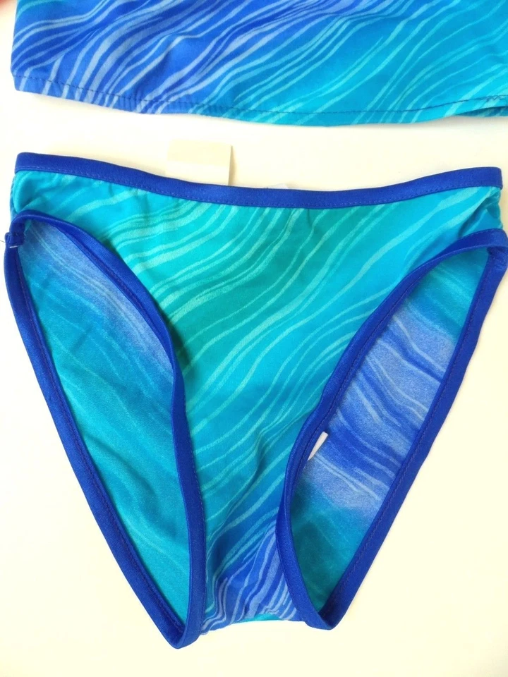 Niña Xhilaration Niñas 2 piezas Traje de baño azul () Foto 2 de 2