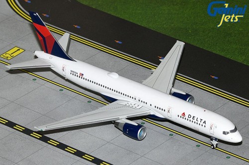 Delta Boeing 757-200 N683DA Current colors 1:200 scale diecast Gemini jets
