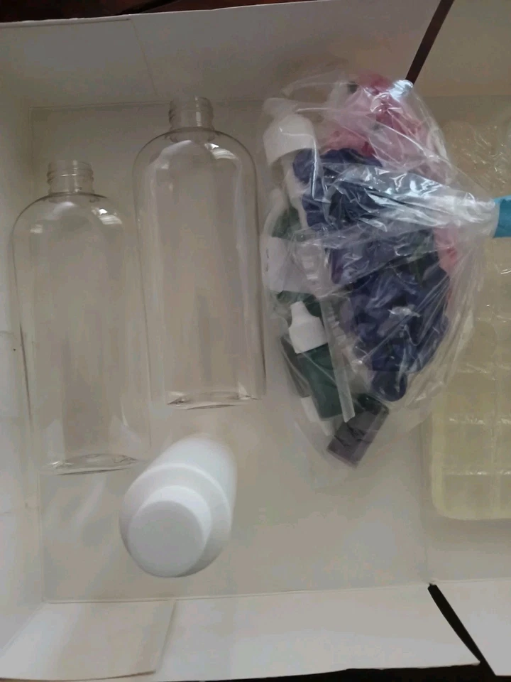 Spa Indulgence Life of The Party Soap Making Kit Complete Set - Image 3 of 4