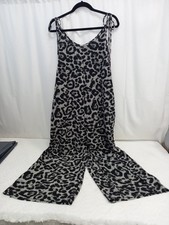 ❤️ Shein Black Grey Loose Fit Wide Leg Jumpsuit Size Large Vgc
