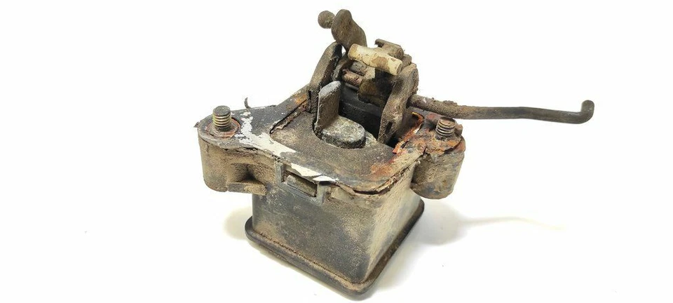 Cerradura portón trasero tapa maletero Volkswagen Passat B3 1993 UST52191 Foto 4 de 4