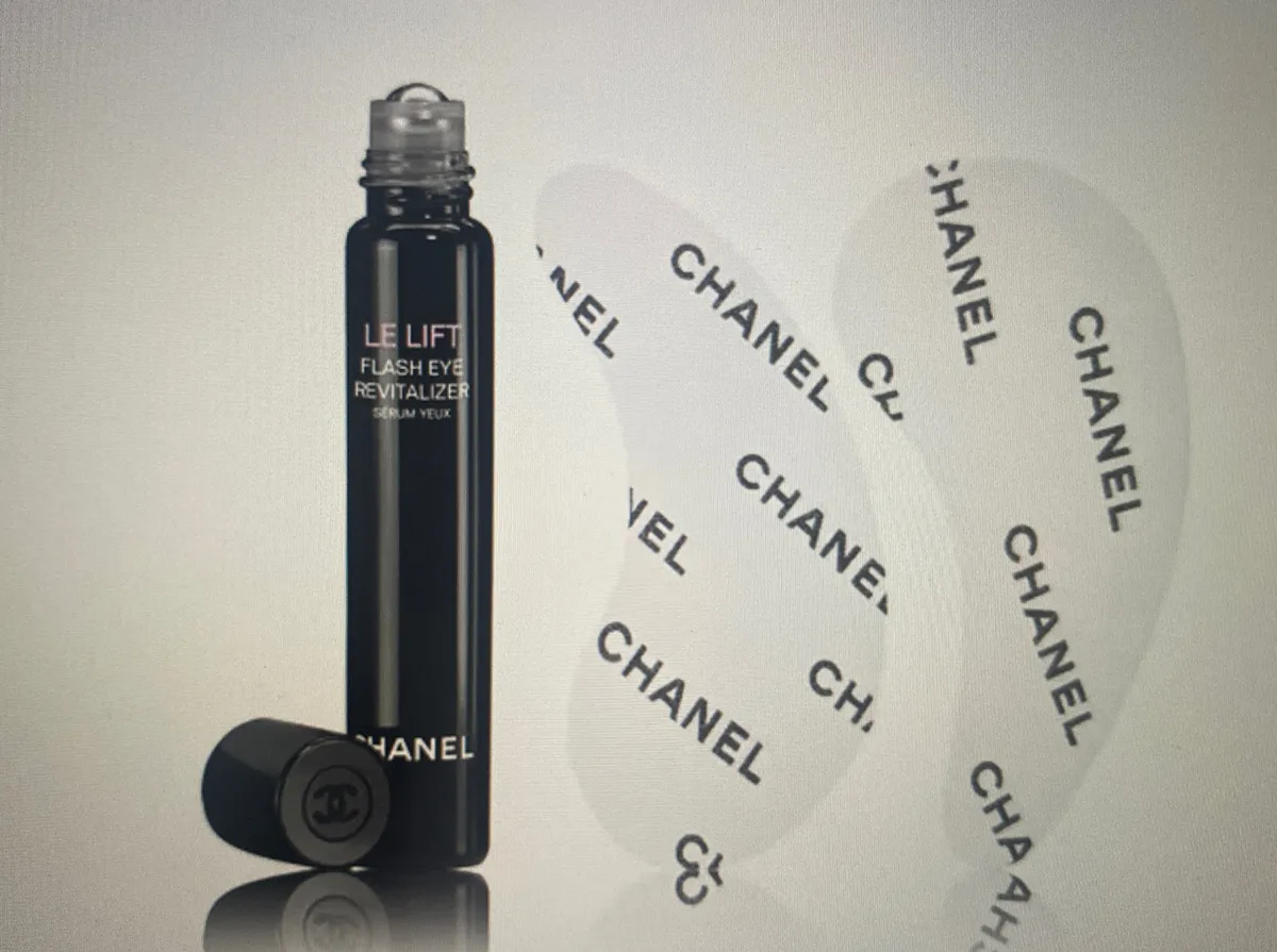 CHANEL LE LIFT Firming - Anti-Wrinkle Flash Eye Revitalizer
